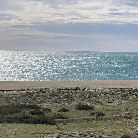 Belle Vue Sur La Et Les Pyrenees Le Barcares